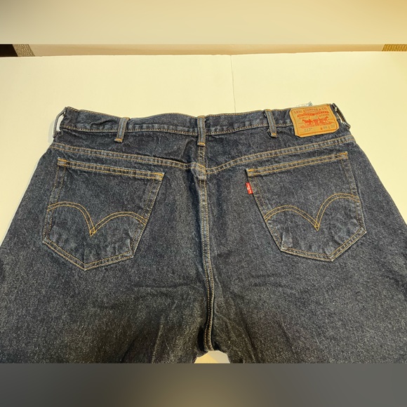 Levi’s Levi Strauss Dark Wash 517 517’s 44 x 32 Boot Cut Premium Denim Jeans - Picture 9 of 10
